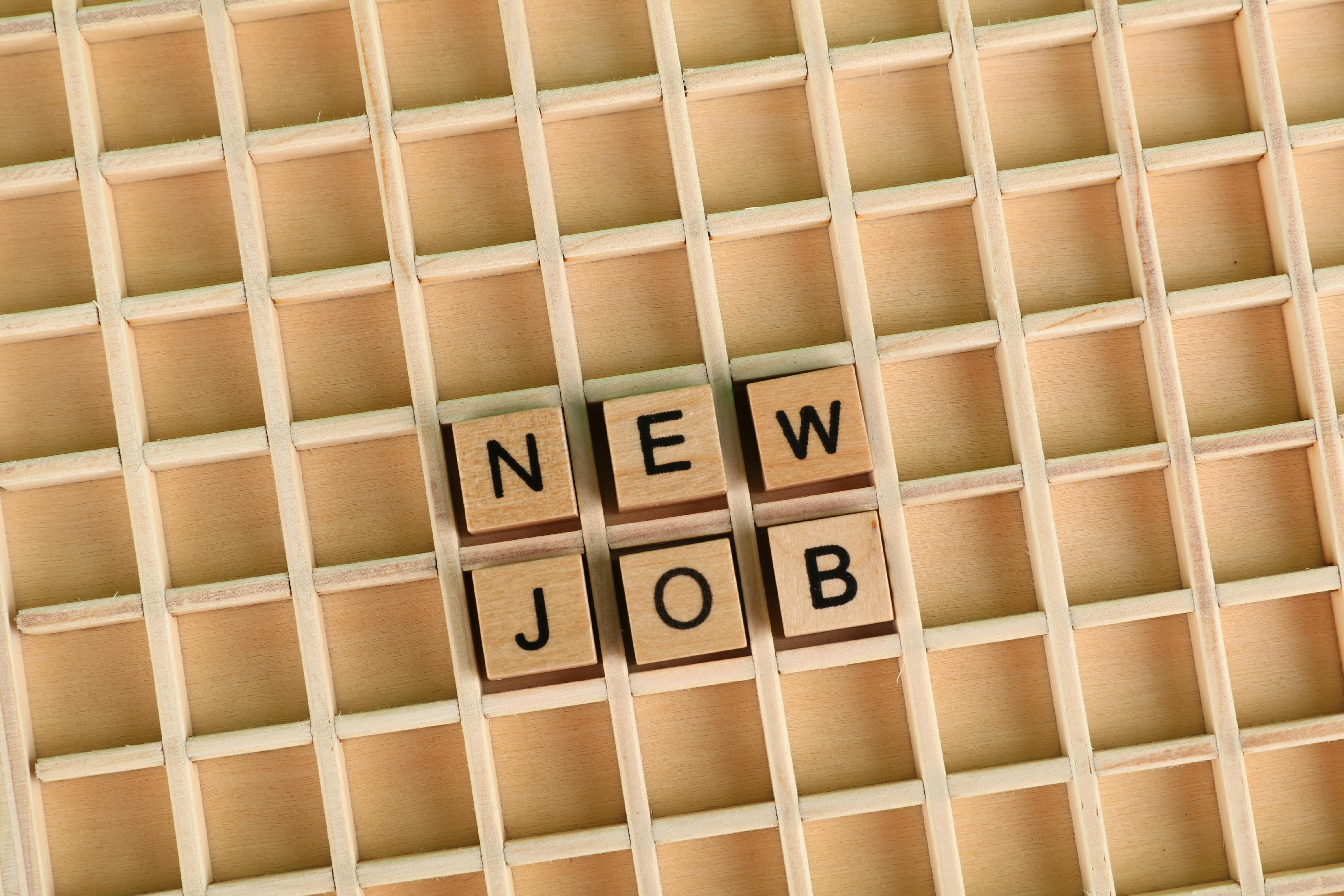 wooden-tiles-on-wooden-case